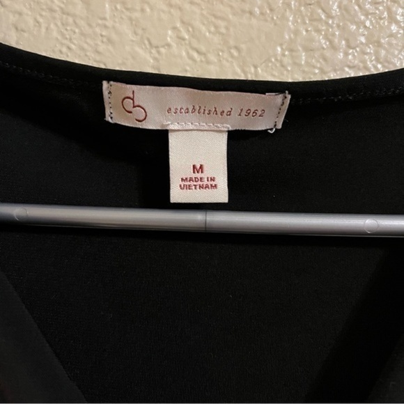 Ruffle front sleeveless top - Picture 4 of 4